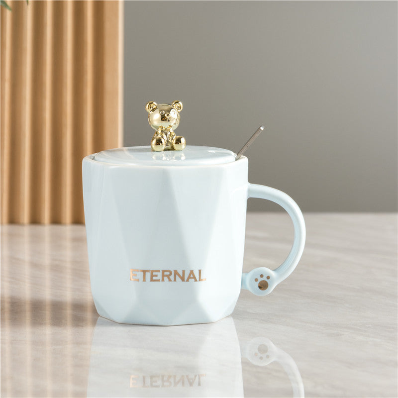 Light luxury three-dimensional bear mug
