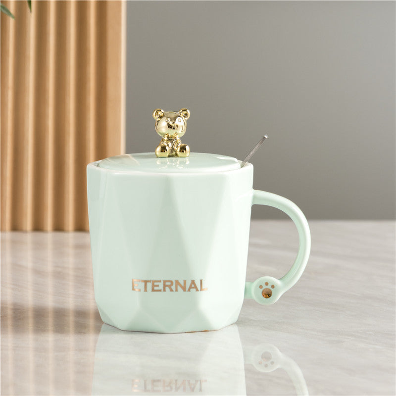 Light luxury three-dimensional bear mug