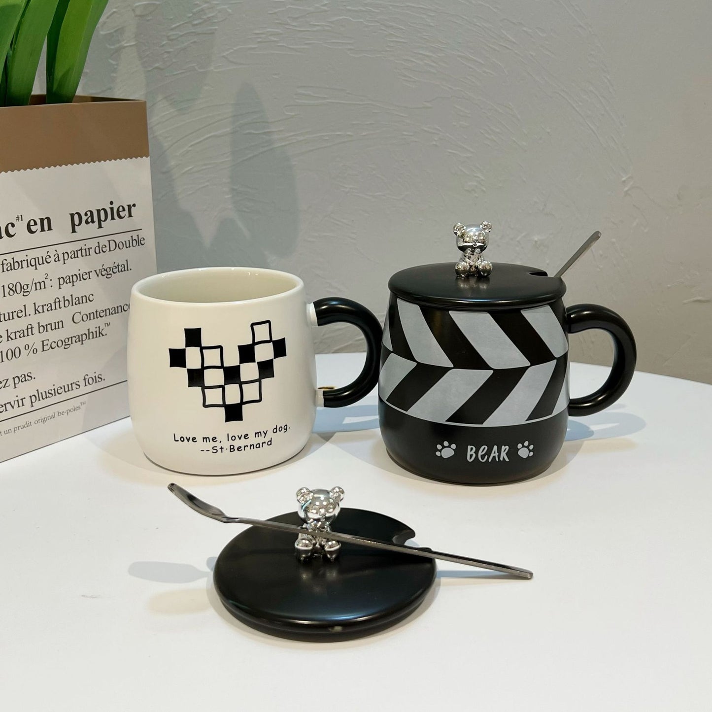 Fashionable electroplating bear ceramic cup