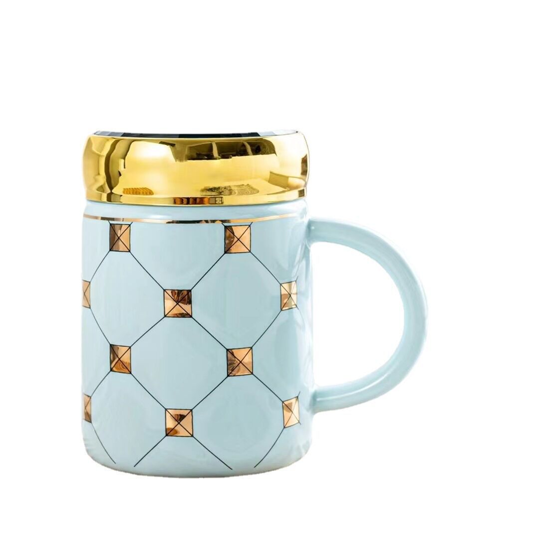 Checkerboard Gold Mirror Mug with Lid