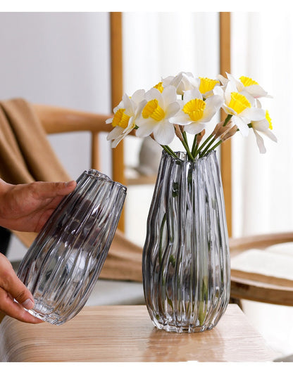 Peanut Vase