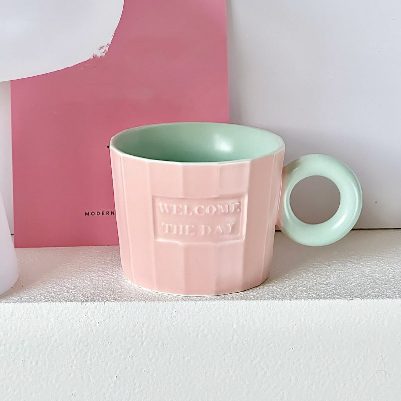 Cream ins contrast color mug