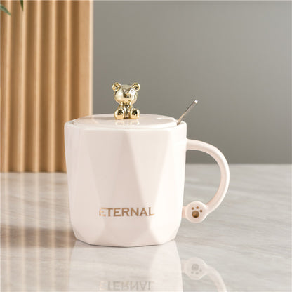 Light luxury three-dimensional bear mug