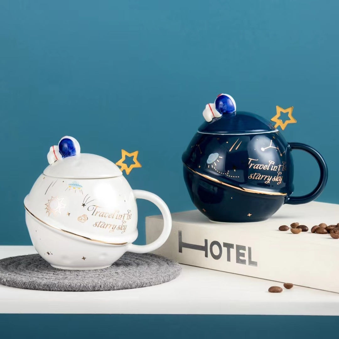 Astronaut Dream Planet Embossed Cup